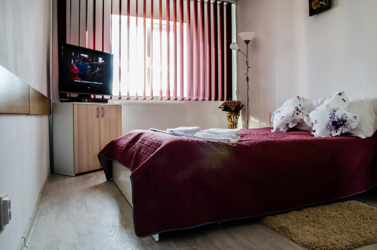 Pensiunea Georgibel Deva Bagian luar foto
